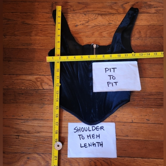 House of CB Flaminia Velvet Corset Top - Picture 4 of 7